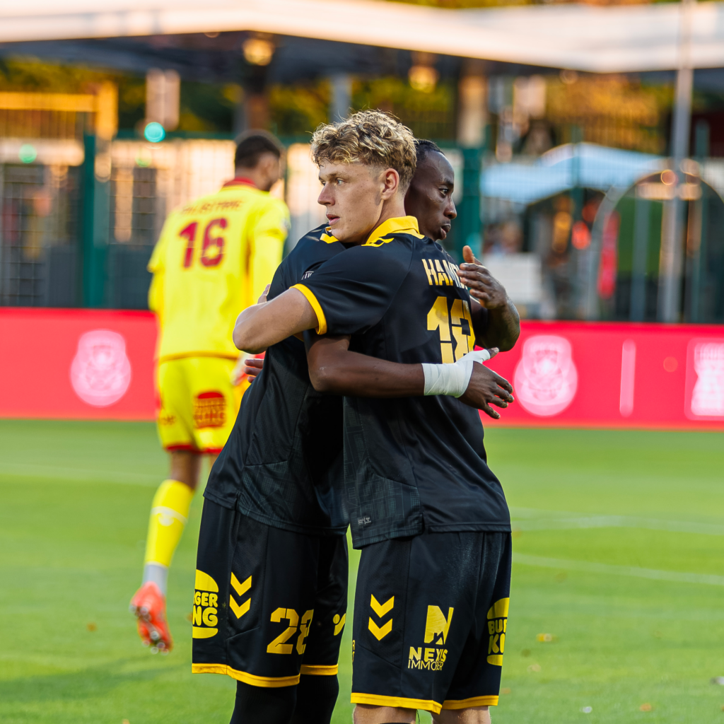 𝗟𝗘𝗦 𝗢𝗙𝗙𝗥𝗘𝗦 𝗩𝗦 𝗙𝗟𝗘𝗨𝗥𝗬 🎟️